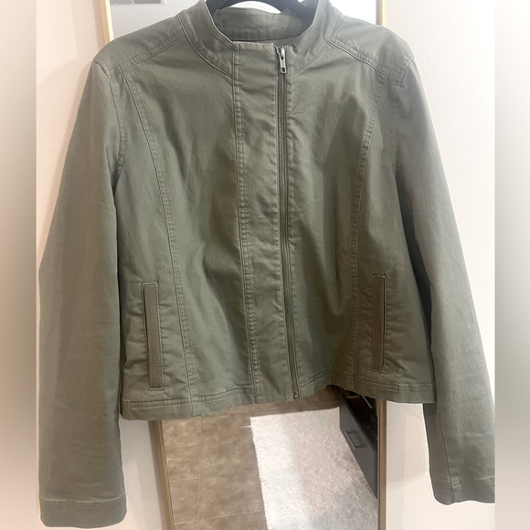 Jackets & Blazers - Loft Spring Weight Army Green Military Inspired Jacket, L